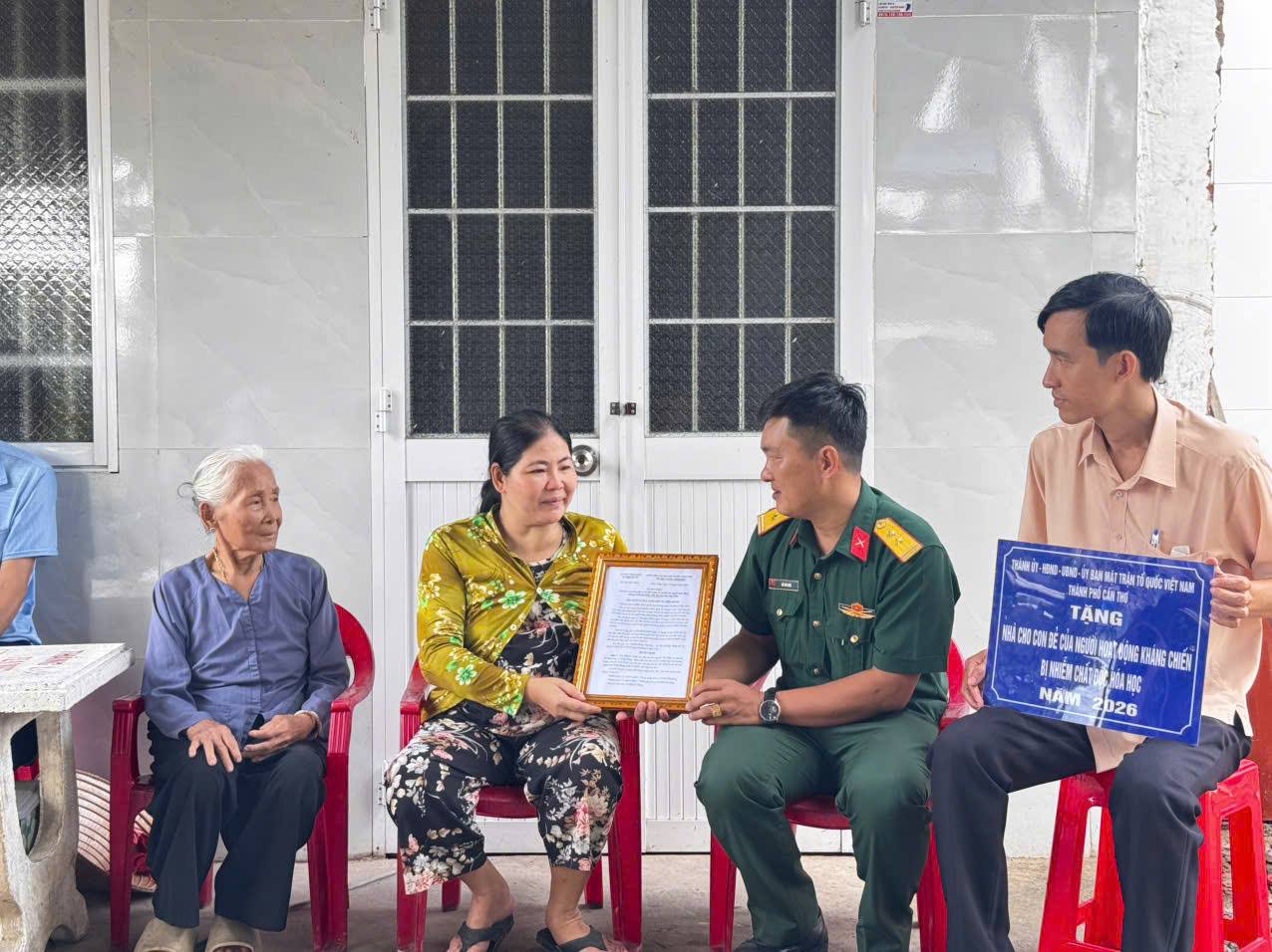 anh tin bai
